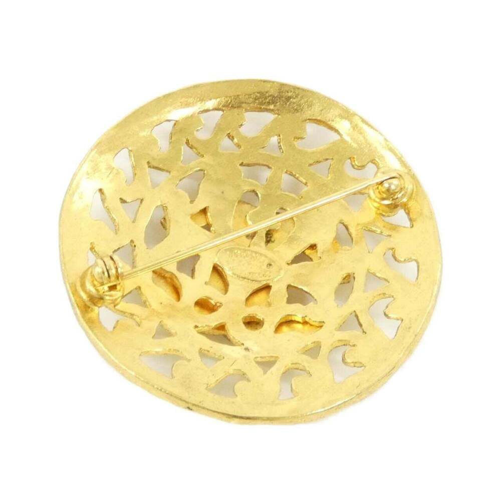 CHANEL Authentic Gold Brooch - Picture 2 of 3